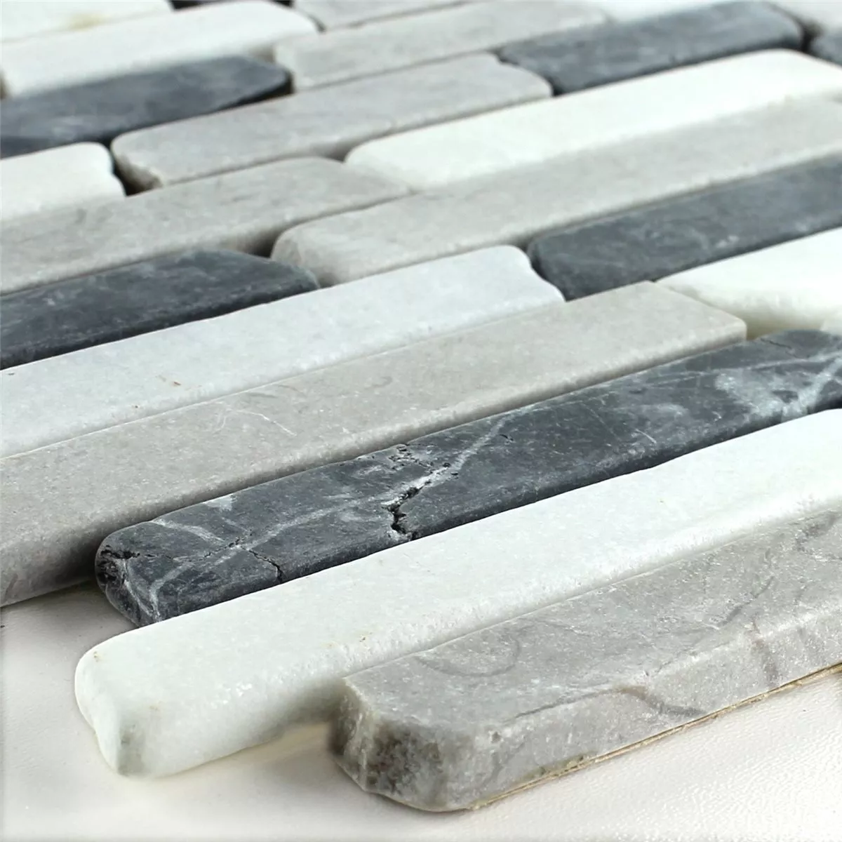 Sample Mozaïektegel Marmer Botticino Grey Brick