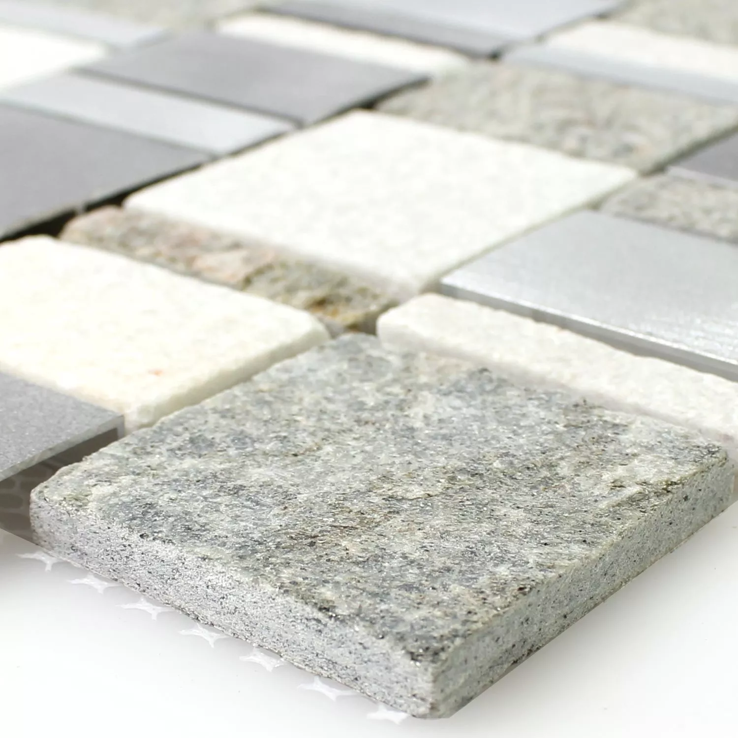 Sample Mozaïektegel Metaal Natuursteen Mix