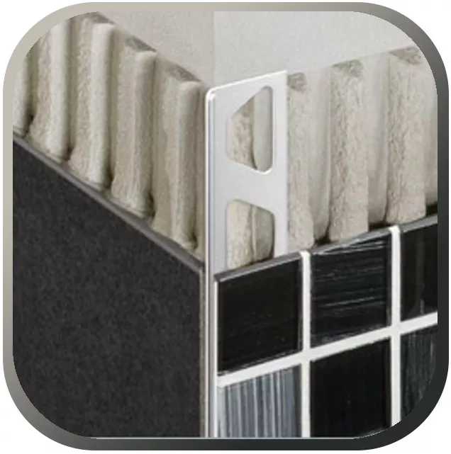 Buitenrand van het afwerkprofiel Buitenrand van het afwerkprofiel